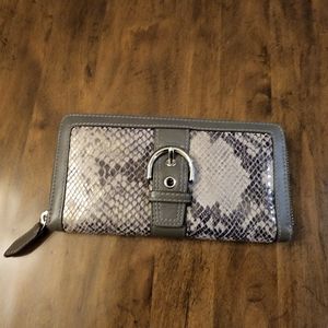 EUC COACH Python Accordion Zip Around Wallet